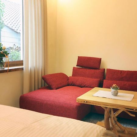 Gaestehaus Alte Glaserei Нойштадт-ан-дер-Вайнштрасе Екстер'єр фото